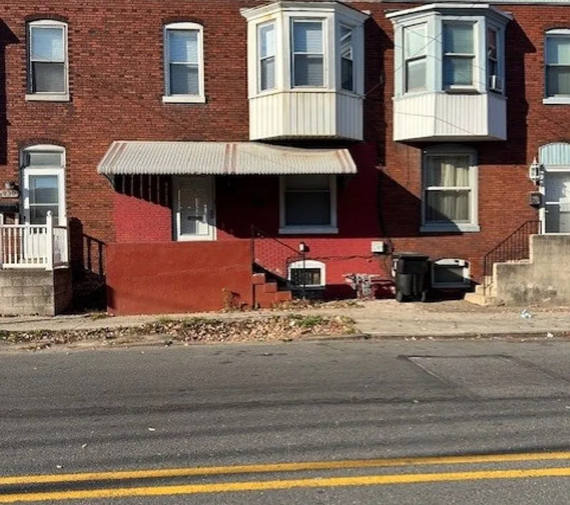 228 S 17th St