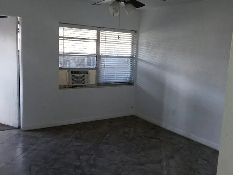 2020 W Magnolia St — Photo 10
