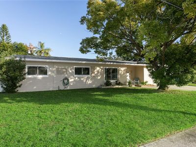 7401 16th St N, Saint Petersburg, FL, 33702