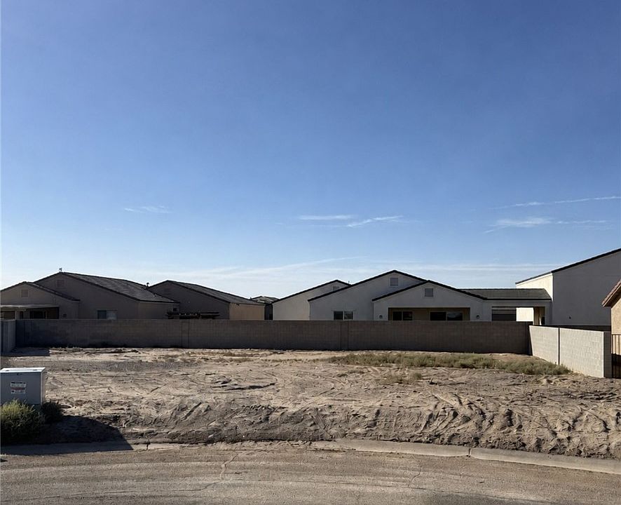 1st image of 1842 E Spring Way