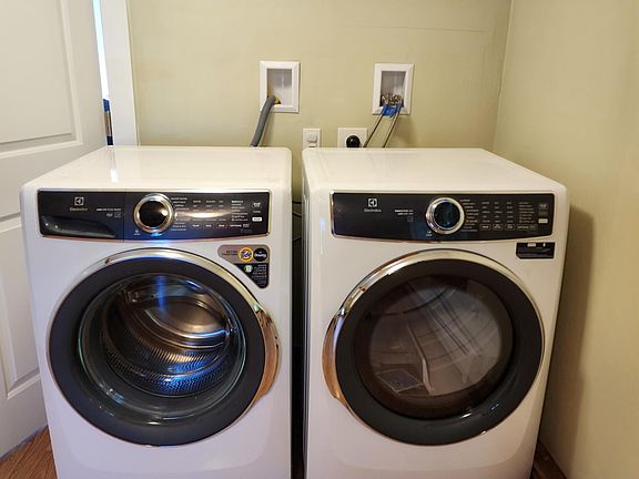 In unit washer and dryer