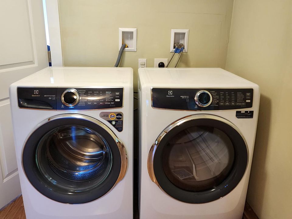 In unit washer and dryer