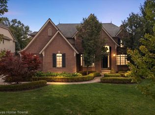 2919 Addison Cir N, Rochester, MI 48306