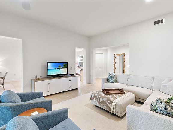 3rd image of 3053 Aviamar CIR #8-102