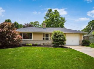 2269 Cranford Rd, Upper Arlington, OH 43221
