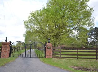 2447 June Johnson Rd, Raeford, NC 28376