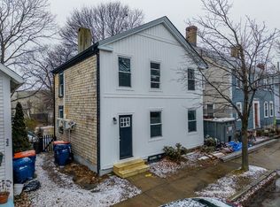 24 Middle St, Fairhaven, MA 02719