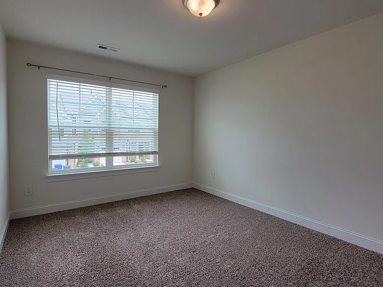 114 Marbella Grove Ct — Photo 22