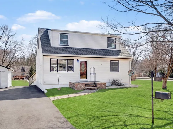 19 Ann Place, Monroe, NY 10950