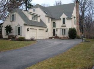 122 Trianon Ln, Villanova, PA 19085