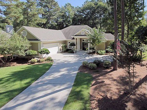 1st image of 9 Fairway Ct