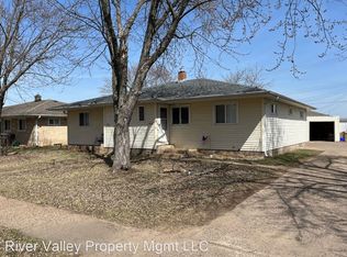 2723 Pomona Dr, Eau Claire, WI 54701