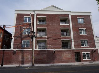 21 Central Ave APT 3C, Madison, NJ 07940