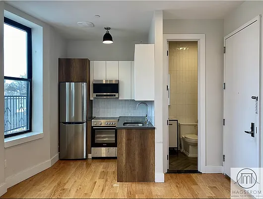 Rented by Hagstrom Management Inc | media 14