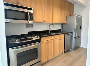 301 Elizabeth St #102, New York, NY 10012
