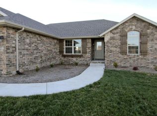 1165 S Shayla Ave, Springfield, MO 65802