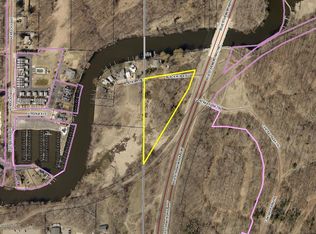 Black River Rd, South haven, MI 49090