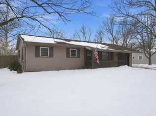 705 Maxine Dr, Ossian, IN 46777