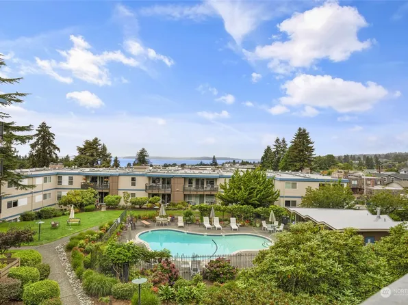 550 Elm Way #304, Edmonds, WA 98020