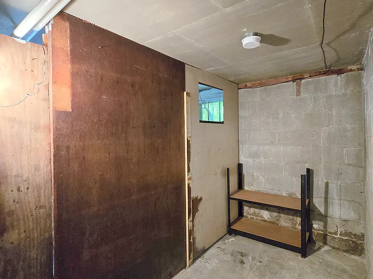 75 Williamson Ave #2 — Photo 16