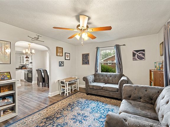 3rd image of 1672 Garretson Lane