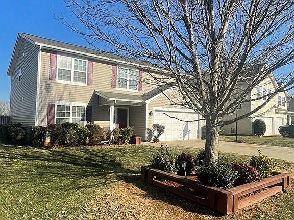 3rd image of 10053 Highland Creek Cir