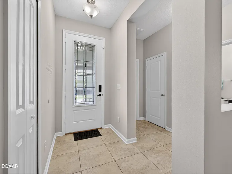 129 Formby Grande Ave — Photo 5