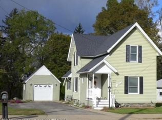 1416 Haslett Rd, Haslett, MI 48840