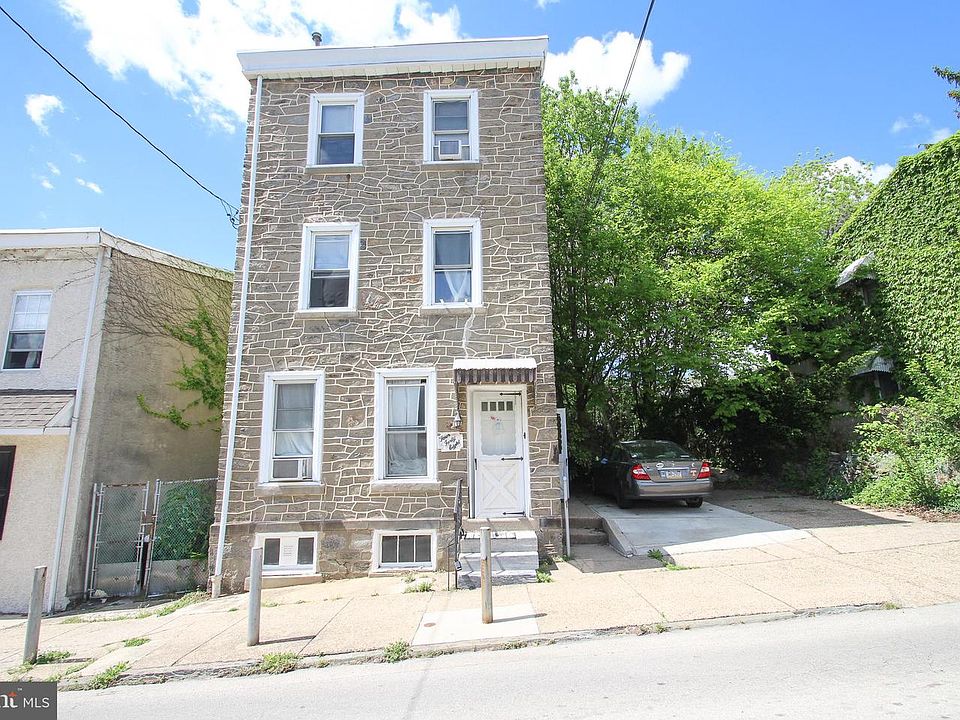 1st image of 448 Krams Ave #2