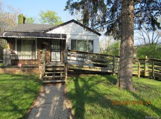 19400 Biltmore St, Detroit, MI 48235