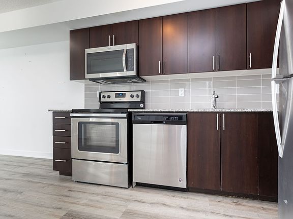 5th image of 1420 Dupont St #444725