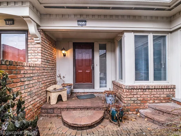 6956 Pebble Park Cir, West Bloomfield, MI 48322
