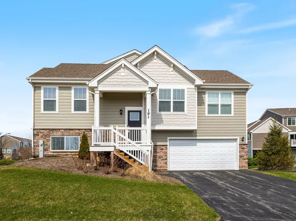 191 Goldenrod Dr, Elgin, IL 60124