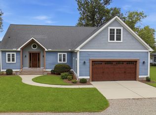 165 N Teachs Point Road, Bath, NC 27808