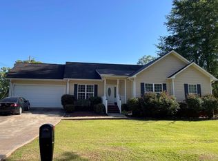 105 Fitts Dr, Sylacauga, AL 35150