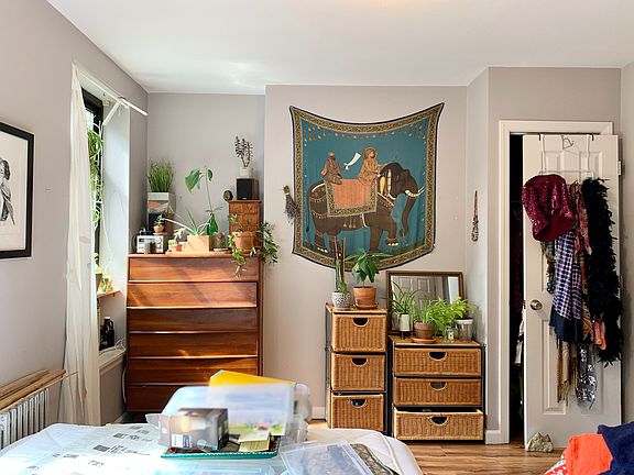 3rd image of 483 5th Ave APT 4R