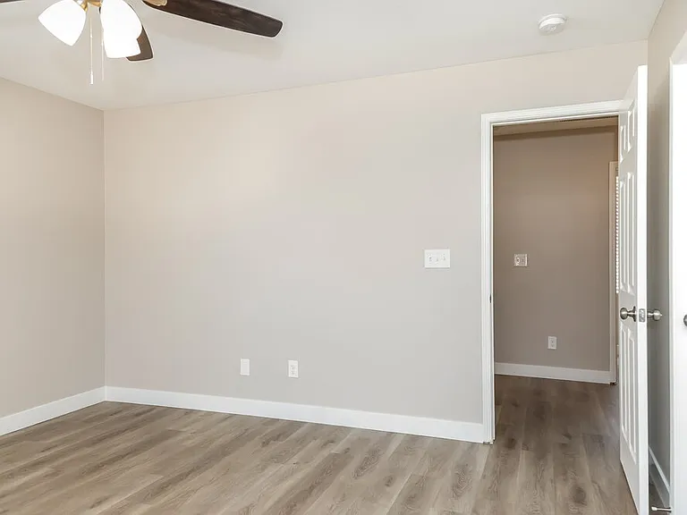 5864 Cape Hatteras Ct — Photo 12