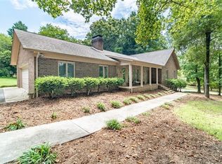 1428 Brandywine, Hickory, NC 28602
