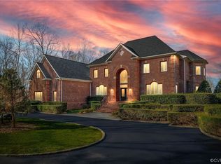 402 Rivers Bend Cir, Chester, VA 23836