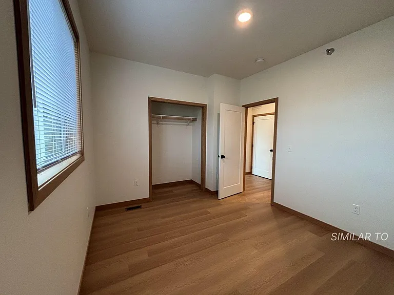 Washington Flats — Photo 25