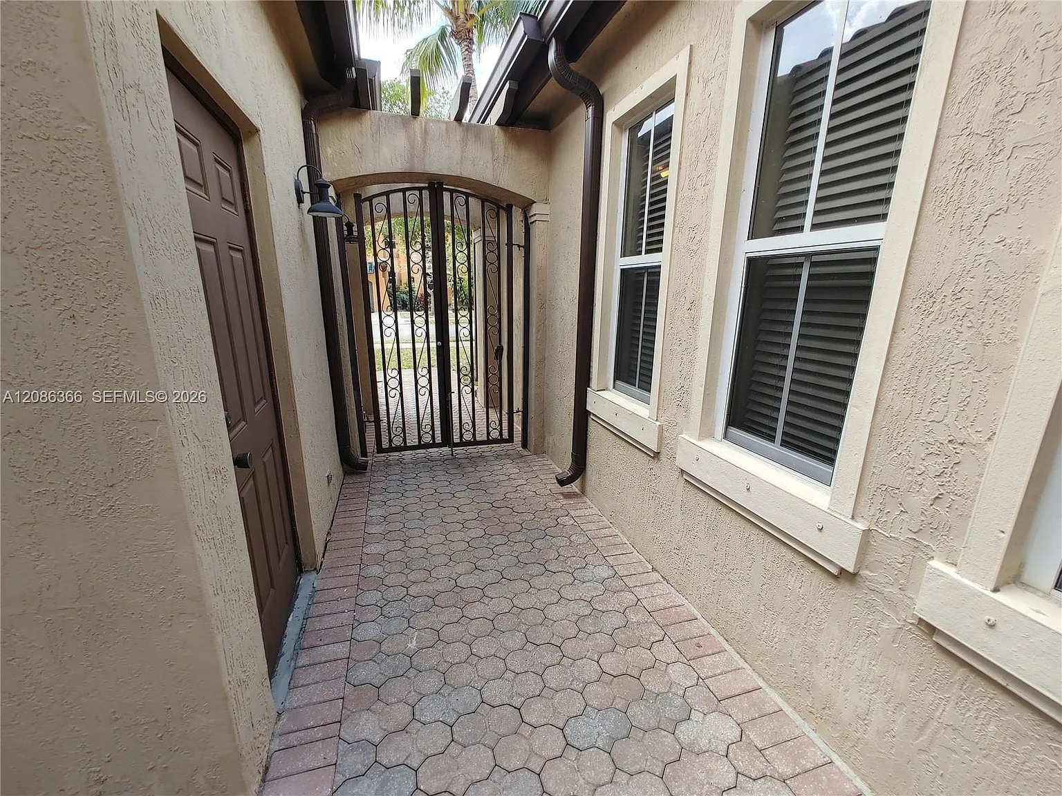 Egret Lakes Estates Sec 1 — Photo 4