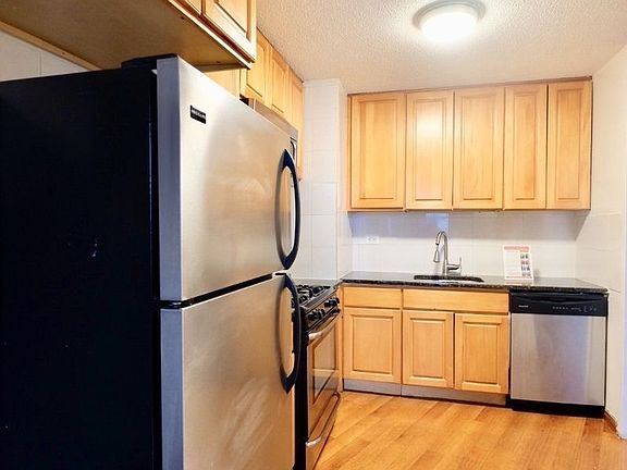 3rd image of 3333 Broadway APT C28c