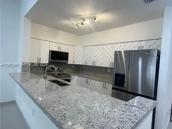 14728 Balgowan Rd #Townhouse 14728, Hialeah, FL 33016