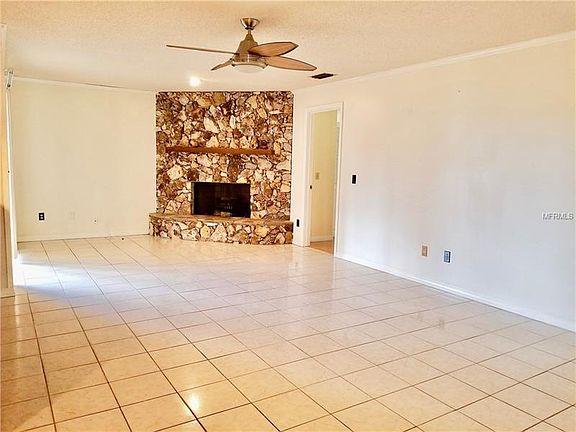 2nd image of 5002 Shelley Ct