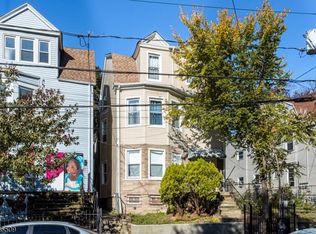 853 S 14th St, Newark, NJ