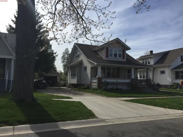 1411 17th St, Port Huron, MI 48060