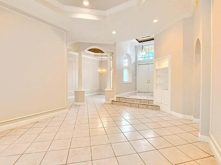 19474 Saturnia Lakes Dr — Photo 4