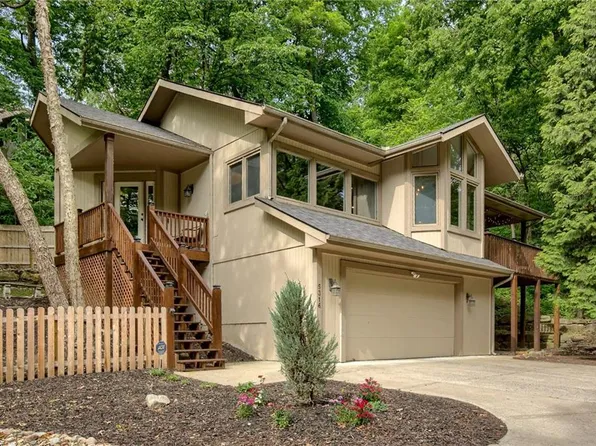 5316 NW Bluff Dr, Kansas City, MO 64152