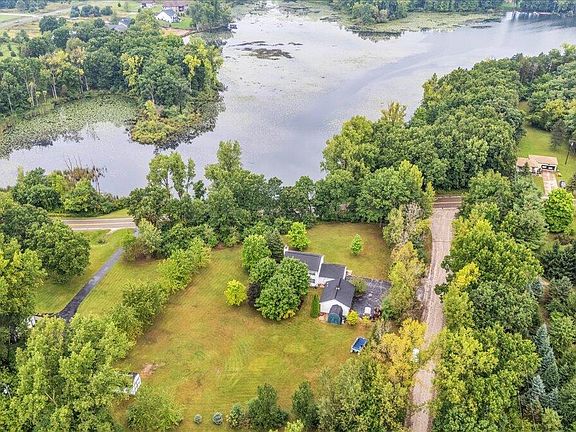 5th image of 3100 Fry Rd