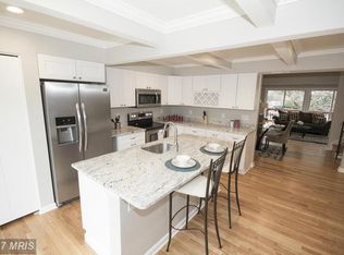 6 Poinsettia Ct, Baltimore, MD 21209